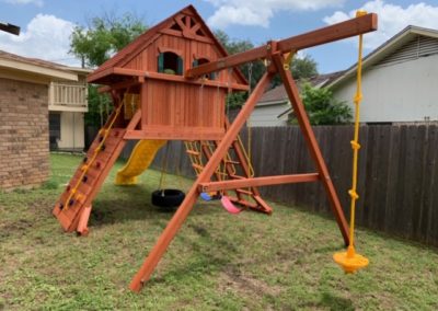 Farm-and-Yard-Central-Texas-Parrot Island Playcenter-treehouse-Wood-Roof-1