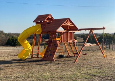 farm-and-yard-central-texas-jaguar-playcenter-spiral-slide-rr-cabin-customer-2