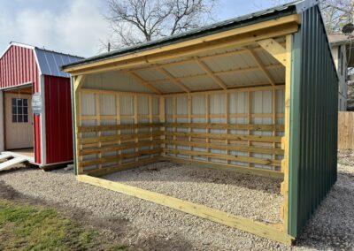 10X16 Loafing Shed
