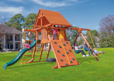 Parrot Island Playcenter w/ Wood Roof